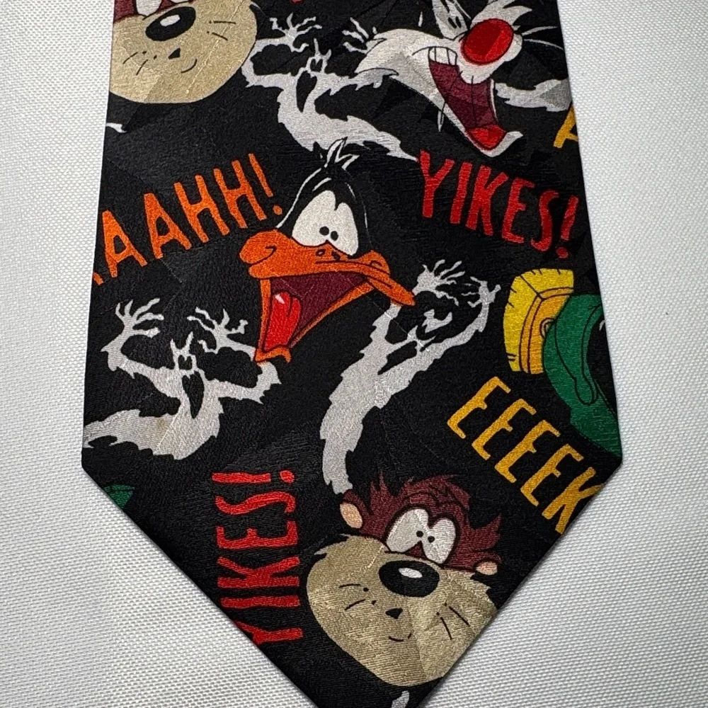 Looney Tunes Cartoon Character Tie Set